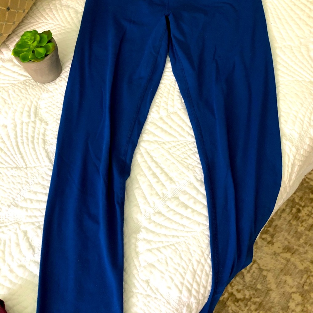 Yogalicious bright Royal blue leggings